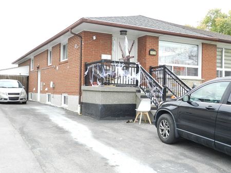 For Lease - 3406 ELLENGALE Drive Unit# LOWER, Mississauga, Ontario - Photo 5