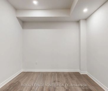 Property For Lease | N9230494 - Photo 6