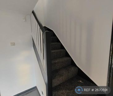 3 bedroom detached house to rent - Photo 4