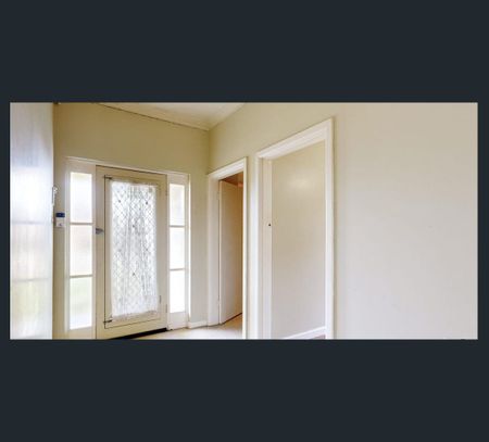13 Maple St, Shepparton, Vic 3630 - Photo 4
