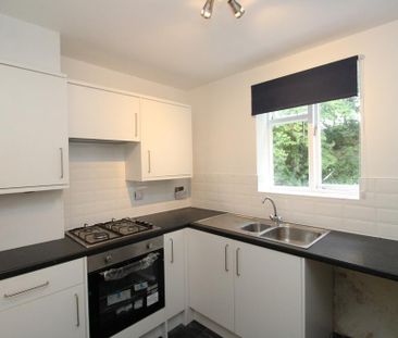 1 bedroom ground floor flat to rent - Photo 4
