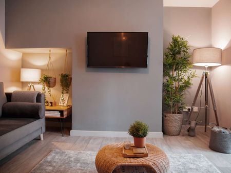 Brock Street Unit 2 - Photo 4