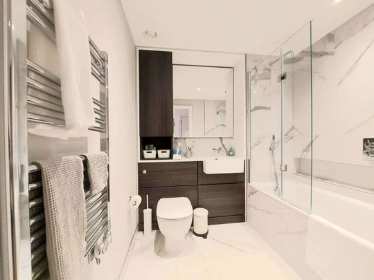 Room in a Shared Flat, Gasholder Place, SE11 - Photo 1