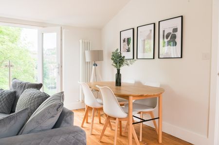 2 Bed Flat, London, SE23 - Photo 4