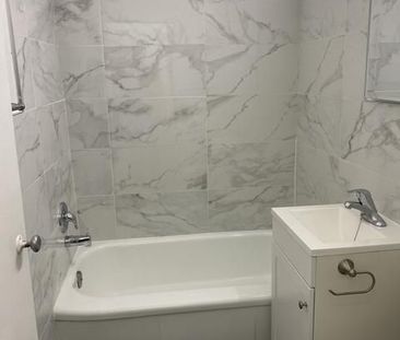 For Lease - 1582 Bathurst Street Unit# B2, Toronto, Ontario - Photo 2