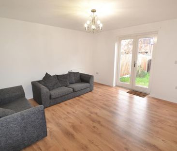 3 bedroom terraced house to rent - Photo 1