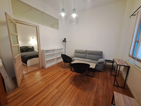 Appartement À Louer 2 Pièces , 52 M² - Photo 2