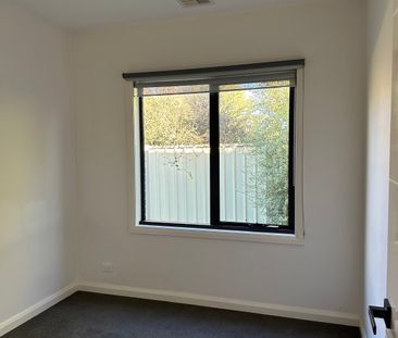 Altona North - Photo 1