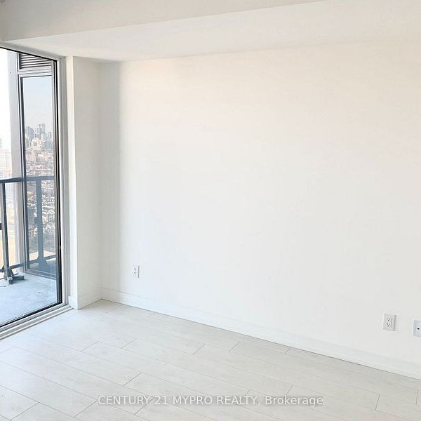 For Lease - 19 Western Battery Road Unit# 3322, Toronto, Ontario - Photo 1