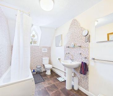 1 bedroom house of multiple occupation to rent - Photo 4