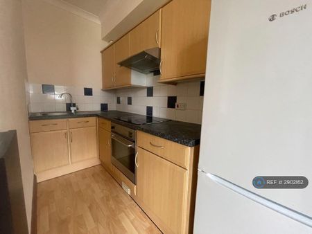 1 bedroom flat to rent - Photo 3