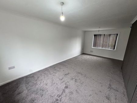 3 bed house to rent in - Photo 2