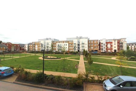 3 Grebe Way, Maidenhead - Photo 4