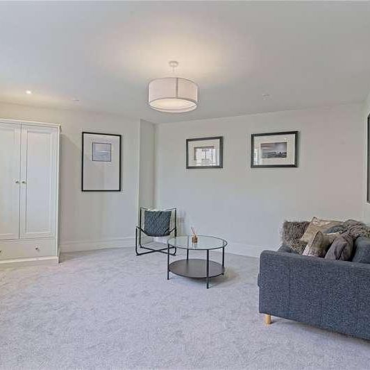 William Street, Leamington Spa, Warwickshire, CV32 - Photo 1