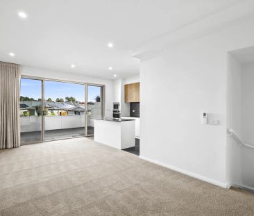 3/174 Gorman Drive, - Photo 1