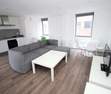 5 bedroom property to rent - Photo 1