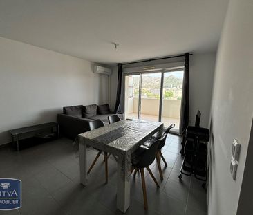 Location Appartement 3 pièces 59m² MARSEILLE 10ème - Photo 2