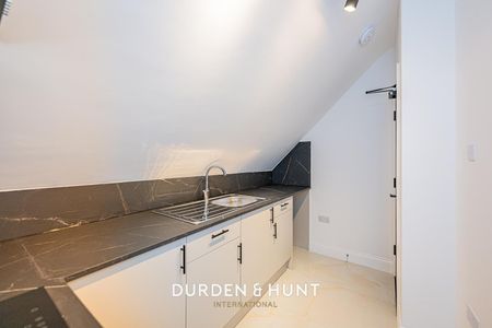 118 High Street, Ongar - Photo 2