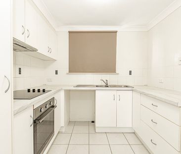 Spacious Townhouse to Rent in Pimlico - Photo 6