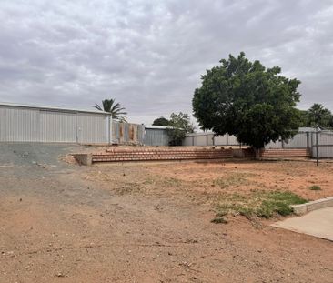 Three Bedroom - North Location - Photo 2