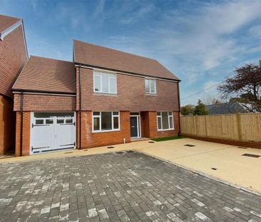 3 bedroom detached house to rent - Photo 6