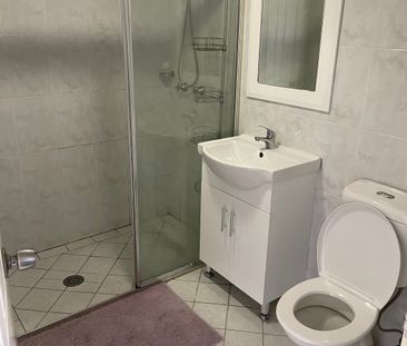 Beaconsfield - Photo 4