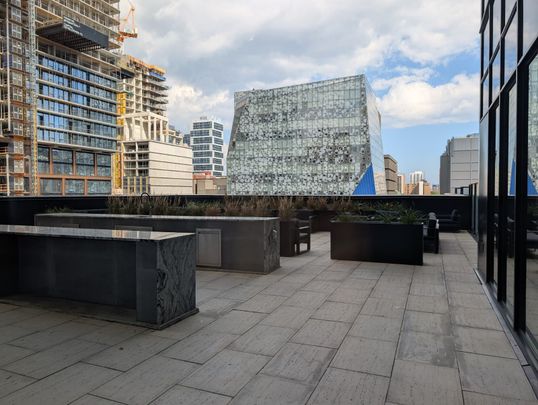 For Lease - 20 Edward Street Unit# 1918, Toronto, Ontario - Photo 1