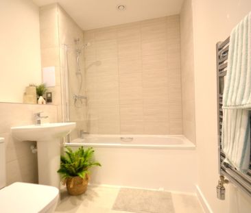 1 bedroom Ground floor flat to rent - Photo 3