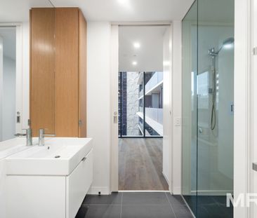 Stylish home with study - Photo 4