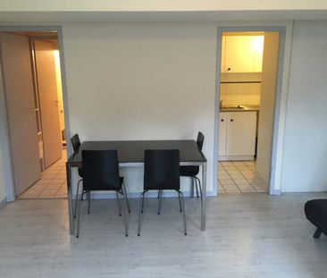 Location Appartement 2 pièces 34m² BORDEAUX 33000 - Photo 2