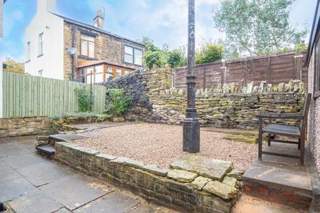 2 bedroom House To Let - Photo 4