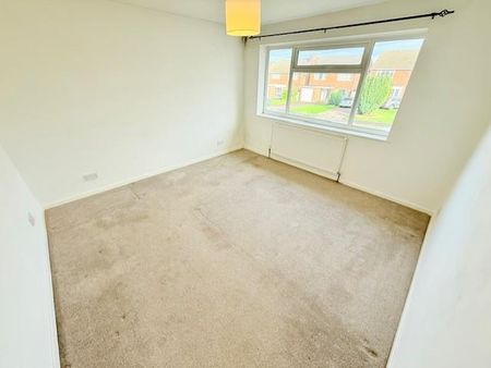 3 bedroom detached house to rent - Photo 4