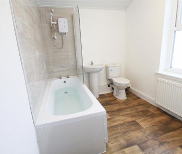 2 bedroom terraced house to rent - Photo 6