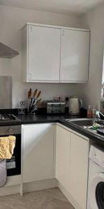 4 bedroom house share to rent - Photo 4