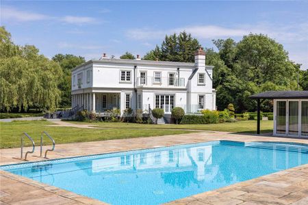 6 bedroom detached house to rent - Photo 2