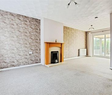 3 bedroom semi-detached house to rent - Photo 4