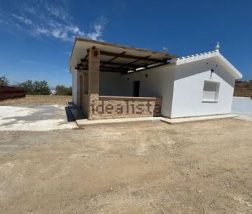 Alquiler de casa o chalet independiente en Lugar Partido los Albero... - Photo 6