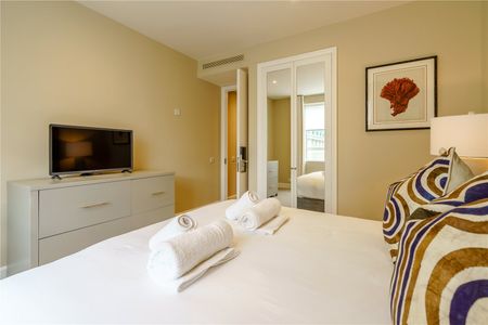 Circus Apartments, Canary Wharf - Photo 4
