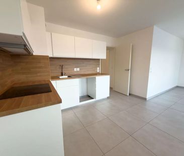 location vide 3p 67.70m² + terrasse + stationnement - Photo 4