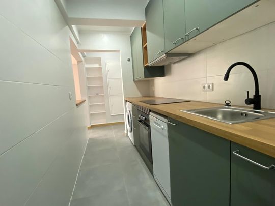 Apartamento T1 renovado para arrendamento sem móveis no Estoril - Photo 1