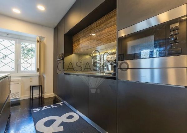 Moradia T8 para alugar em Lisboa