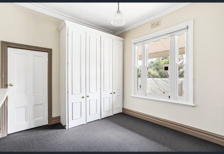 25 Balmoral Street, South Yarra VIC 3141 - House For Rent | Domain - Photo 2