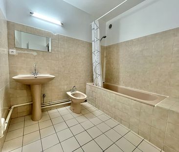 A LOUER - NANTES RD PT DE PARIS - Grand appartement de Type 2 de 59... - Photo 4