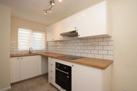 2 bedroom terraced house to rent - Photo 5