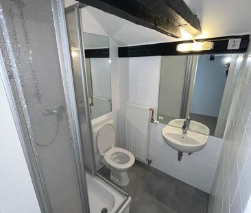 Erstbezug nach Modernisierung: Charmante 1-Zimmer-Dachgeschosswohnu... - Photo 6