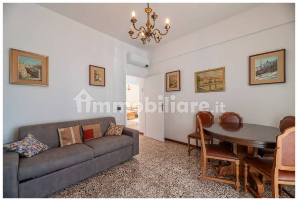 Trilocale via F. M. Accinelli, Centro, Varazze - Foto 1