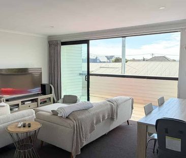 The ultimate beach lovers pad - Photo 1