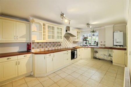 3 bedroom terraced house to rent - Photo 5