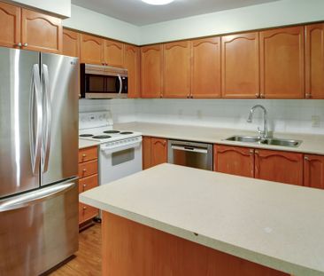 For Lease - 3880 Duke Of York Boulevard Unit# 1913, Mississauga, On... - Photo 2