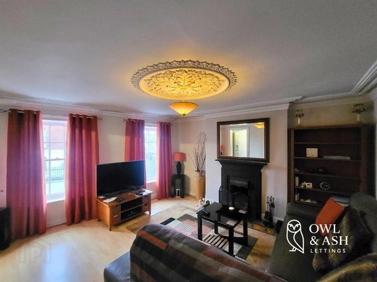 32a Main Street, Royal Hillsborough, BT26 6AE - Photo 1